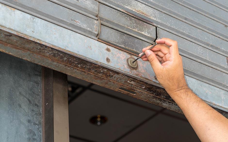 express serrurier prix changement serrure Courbevoie